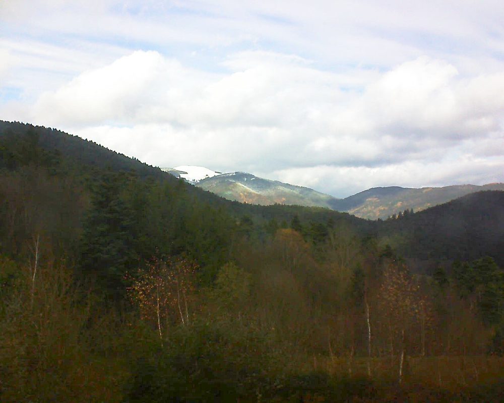 Le petit ballon vu depuis le Domaine Langmatt à Murbach le 29.11.2017 à 12:45 Le petit ballon (Alsace, Vosges) le 29.11.2017 à 12:45