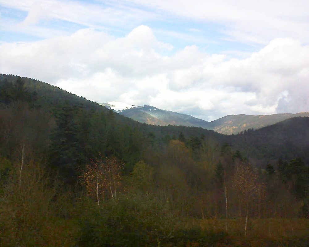 Le petit ballon vu depuis le Domaine Langmatt à Murbach le 29.11.2017 à 13:15 Le petit ballon (Alsace, Vosges) le 29.11.2017 à 13:15