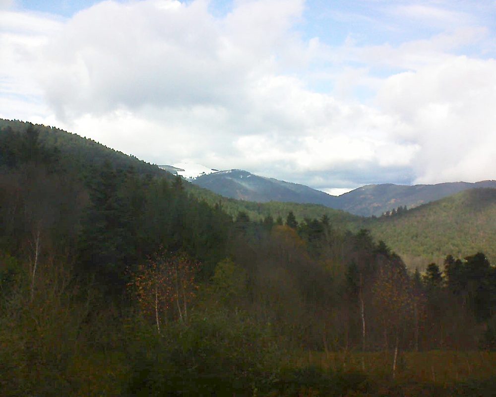 Le petit ballon vu depuis le Domaine Langmatt à Murbach le 29.11.2017 à 13:30 Le petit ballon (Alsace, Vosges) le 29.11.2017 à 13:30