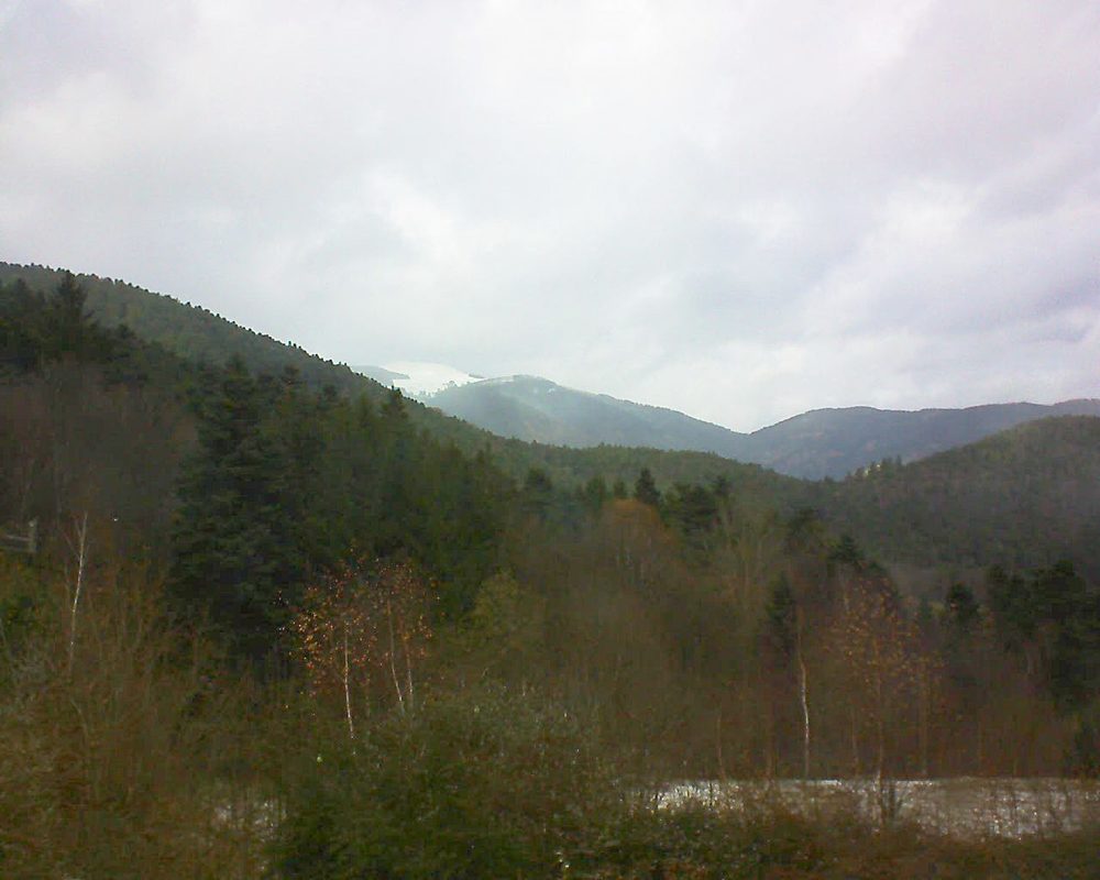 Le petit ballon vu depuis le Domaine Langmatt à Murbach le 30.11.2017 à 12:15 Le petit ballon (Alsace, Vosges) le 30.11.2017 à 12:15