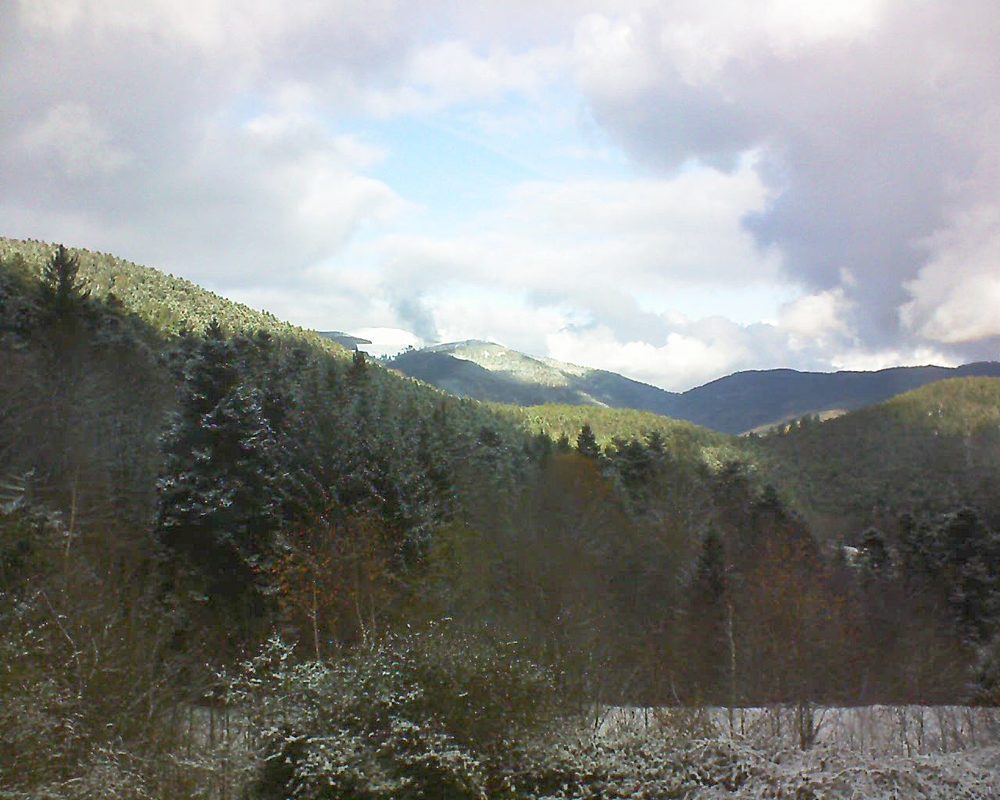 Le petit ballon vu depuis le Domaine Langmatt à Murbach le 01.12.2017 à 12:30 Le petit ballon (Alsace, Vosges) le 01.12.2017 à 12:30
