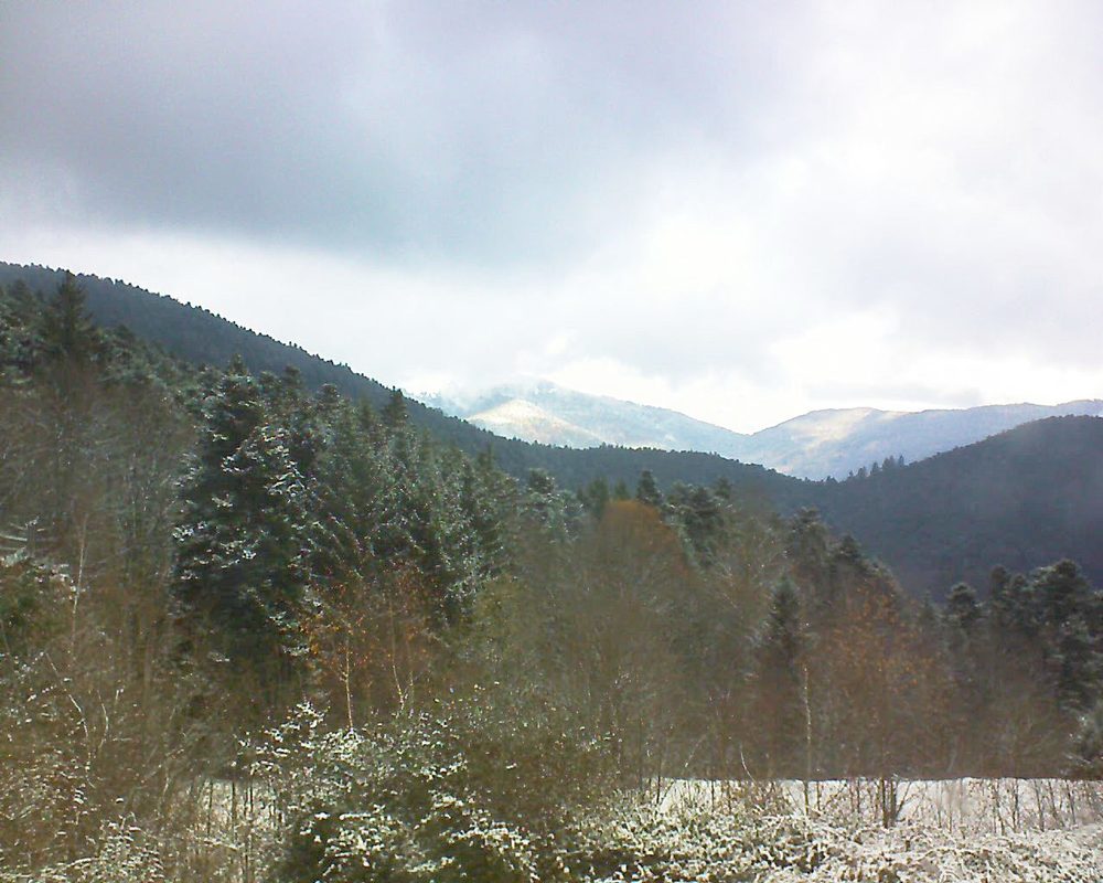 Le petit ballon vu depuis le Domaine Langmatt à Murbach le 01.12.2017 à 14:30 Le petit ballon (Alsace, Vosges) le 01.12.2017 à 14:30