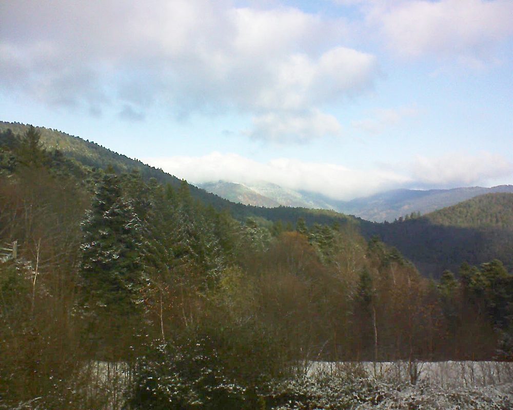 Le petit ballon vu depuis le Domaine Langmatt à Murbach le 02.12.2017 à 11:30 Le petit ballon (Alsace, Vosges) le 02.12.2017 à 11:30
