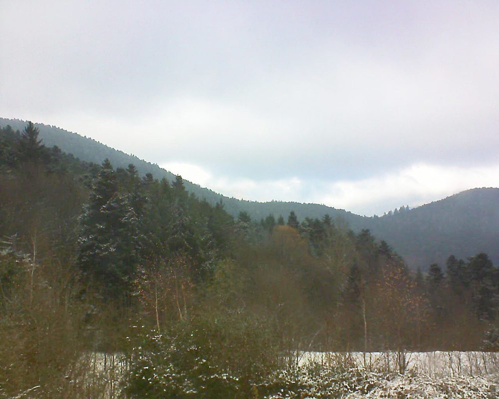Le petit ballon vu depuis le Domaine Langmatt à Murbach le 02.12.2017 à 13:45 Le petit ballon (Alsace, Vosges) le 02.12.2017 à 13:45