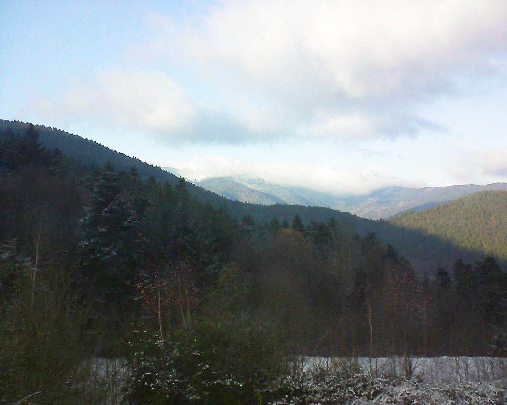 Le petit ballon vu depuis le Domaine Langmatt à Murbach le 02.12.2017 à 15:00 Le petit ballon (Alsace, Vosges) le 02.12.2017 à 15:00