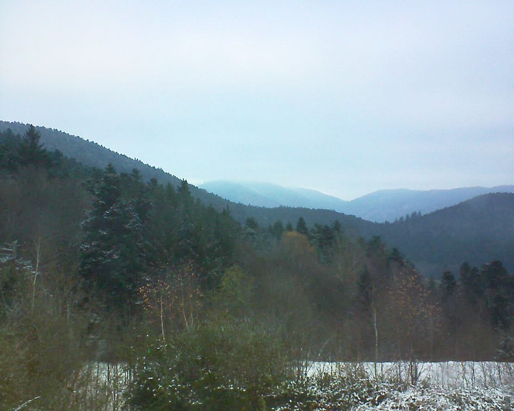 Le petit ballon vu depuis le Domaine Langmatt à Murbach le 03.12.2017 à 08:45 Le petit ballon (Alsace, Vosges) le 03.12.2017 à 08:45