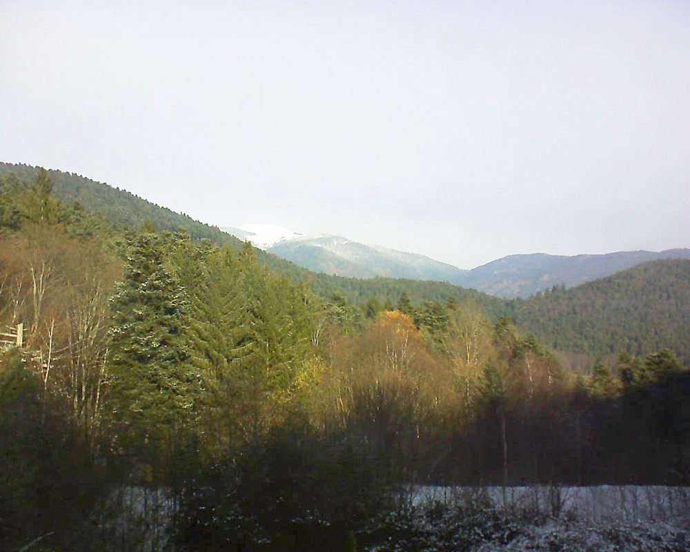 Le petit ballon vu depuis le Domaine Langmatt à Murbach le 03.12.2017 à 11:30 Le petit ballon (Alsace, Vosges) le 03.12.2017 à 11:30