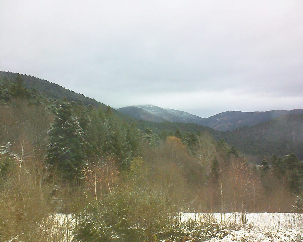 Le petit ballon vu depuis le Domaine Langmatt à Murbach le 04.12.2017 à 10:30 Le petit ballon (Alsace, Vosges) le 04.12.2017 à 10:30