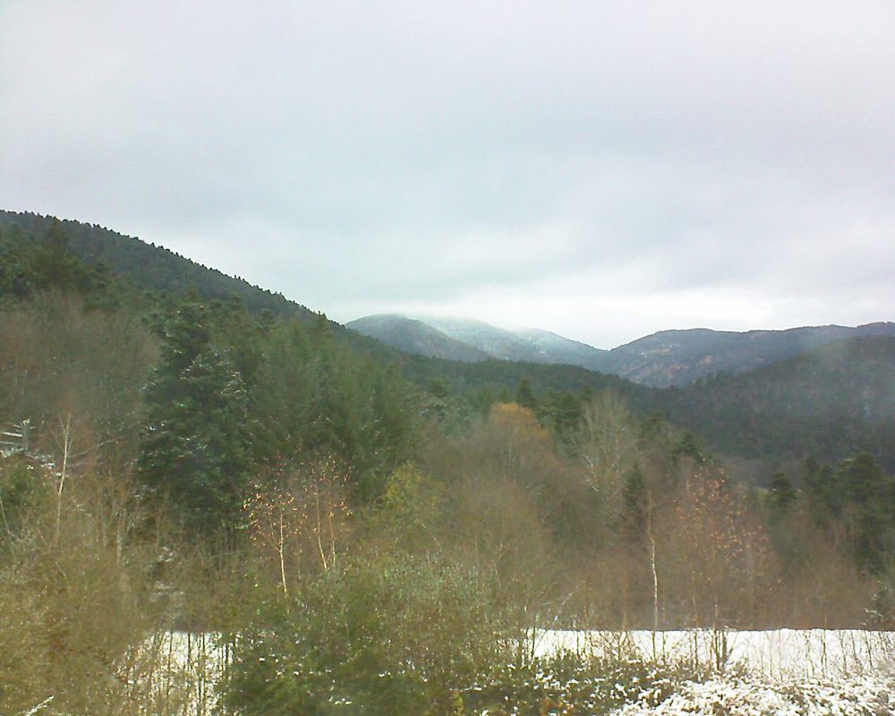 Le petit ballon vu depuis le Domaine Langmatt à Murbach le 04.12.2017 à 11:00 Le petit ballon (Alsace, Vosges) le 04.12.2017 à 11:00