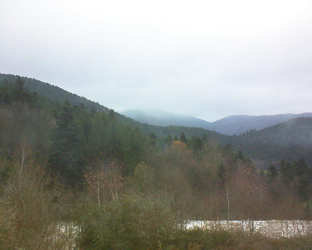 Le petit ballon vu depuis le Domaine Langmatt à Murbach le 04.12.2017 à 15:45 Le petit ballon (Alsace, Vosges) le 04.12.2017 à 15:45
