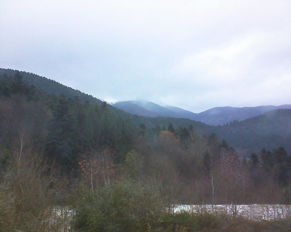 Le petit ballon vu depuis le Domaine Langmatt à Murbach le 04.12.2017 à 16:15 Le petit ballon (Alsace, Vosges) le 04.12.2017 à 16:15
