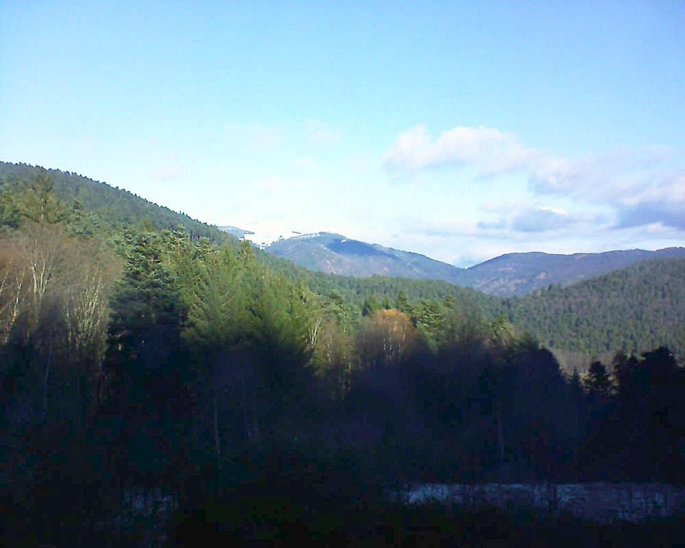 Le petit ballon vu depuis le Domaine Langmatt à Murbach le 05.12.2017 à 11:15 Le petit ballon (Alsace, Vosges) le 05.12.2017 à 11:15
