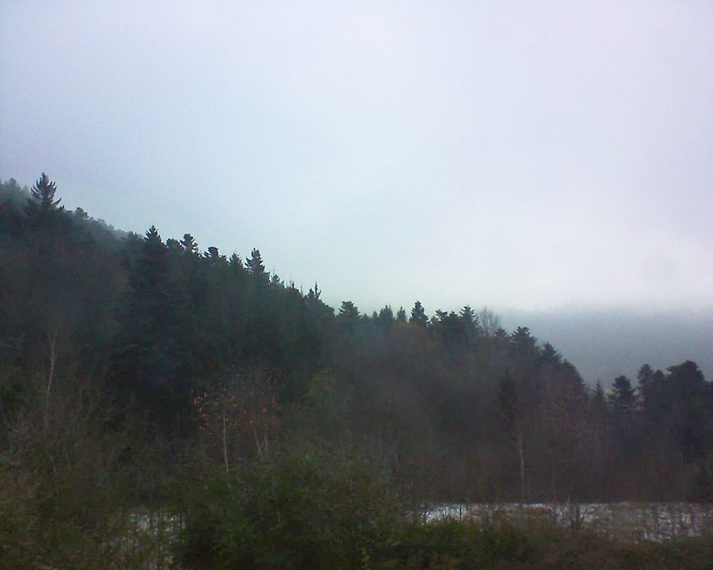 Le petit ballon vu depuis le Domaine Langmatt à Murbach le 05.12.2017 à 15:00 Le petit ballon (Alsace, Vosges) le 05.12.2017 à 15:00