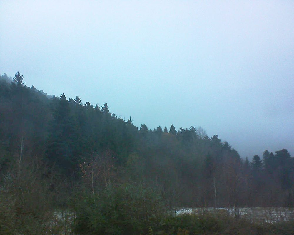 Le petit ballon vu depuis le Domaine Langmatt à Murbach le 05.12.2017 à 16:15 Le petit ballon (Alsace, Vosges) le 05.12.2017 à 16:15