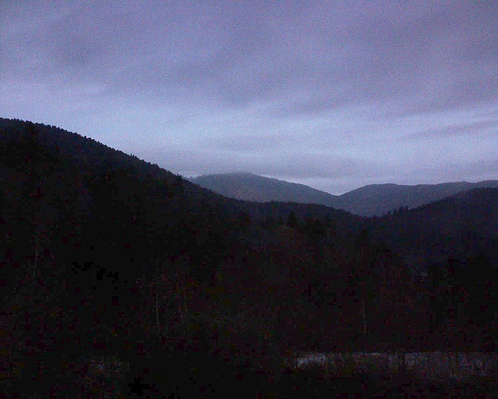 Le petit ballon vu depuis le Domaine Langmatt à Murbach le 06.12.2017 à 07:45 Le petit ballon (Alsace, Vosges) le 06.12.2017 à 07:45