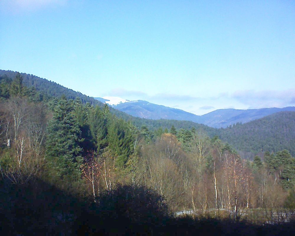 Le petit ballon vu depuis le Domaine Langmatt à Murbach le 06.12.2017 à 13:00 Le petit ballon (Alsace, Vosges) le 06.12.2017 à 13:00