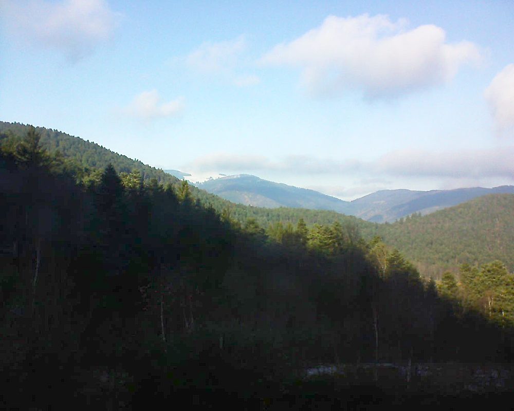 Le petit ballon vu depuis le Domaine Langmatt à Murbach le 06.12.2017 à 13:30 Le petit ballon (Alsace, Vosges) le 06.12.2017 à 13:30