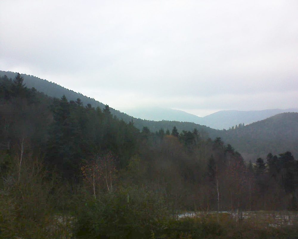 Le petit ballon vu depuis le Domaine Langmatt à Murbach le 06.12.2017 à 14:45 Le petit ballon (Alsace, Vosges) le 06.12.2017 à 14:45