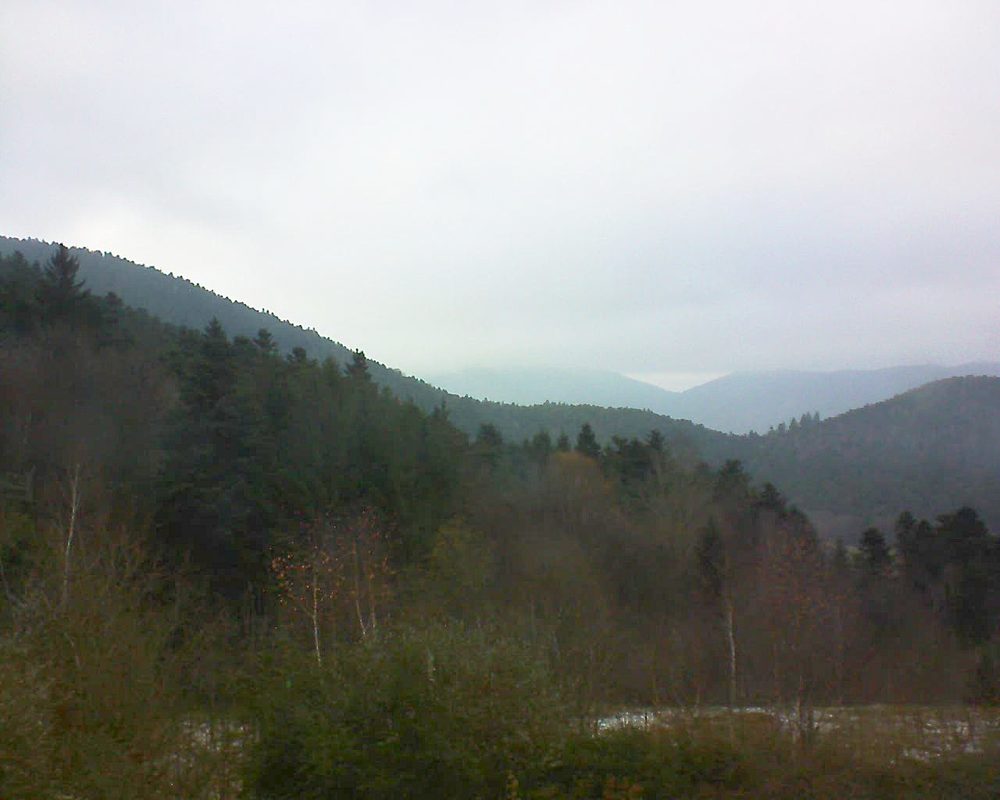 Le petit ballon vu depuis le Domaine Langmatt à Murbach le 06.12.2017 à 15:00 Le petit ballon (Alsace, Vosges) le 06.12.2017 à 15:00