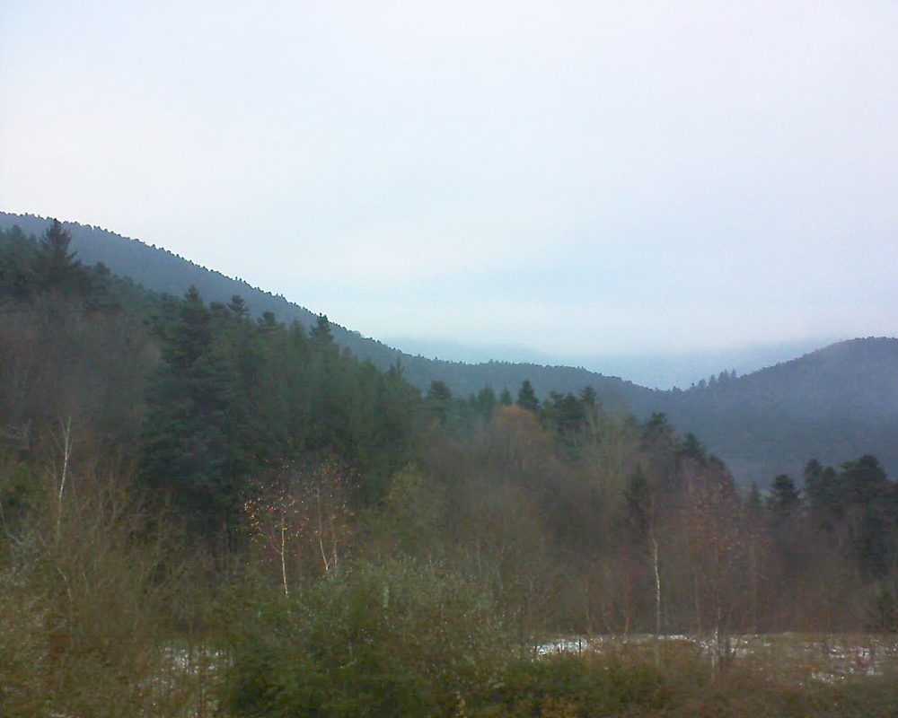 Le petit ballon vu depuis le Domaine Langmatt à Murbach le 06.12.2017 à 16:00 Le petit ballon (Alsace, Vosges) le 06.12.2017 à 16:00