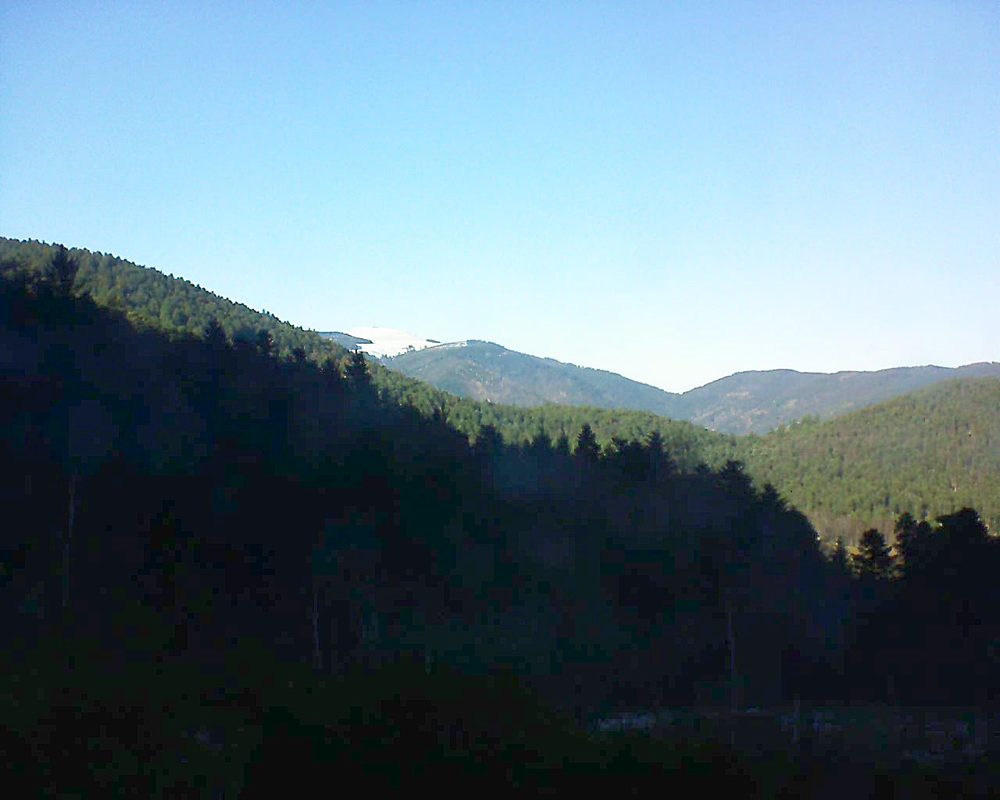 Le petit ballon vu depuis le Domaine Langmatt à Murbach le 07.12.2017 à 14:15 Le petit ballon (Alsace, Vosges) le 07.12.2017 à 14:15
