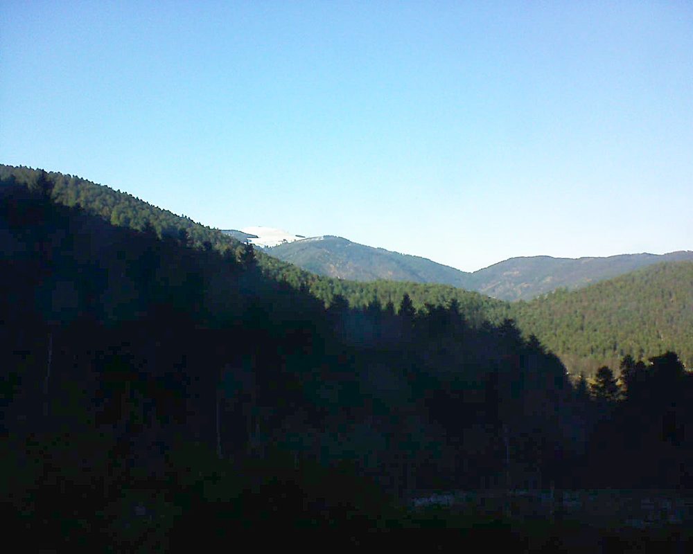 Le petit ballon vu depuis le Domaine Langmatt à Murbach le 07.12.2017 à 14:30 Le petit ballon (Alsace, Vosges) le 07.12.2017 à 14:30