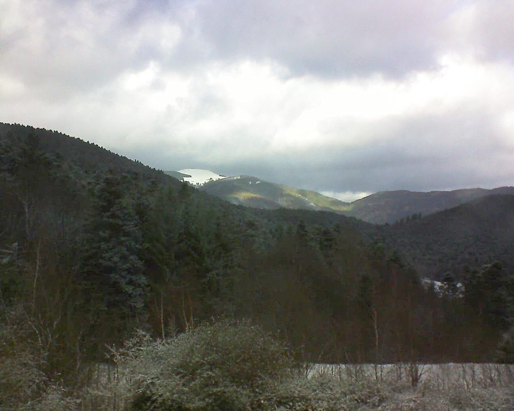Le petit ballon vu depuis le Domaine Langmatt à Murbach le 08.12.2017 à 13:15 Le petit ballon (Alsace, Vosges) le 08.12.2017 à 13:15