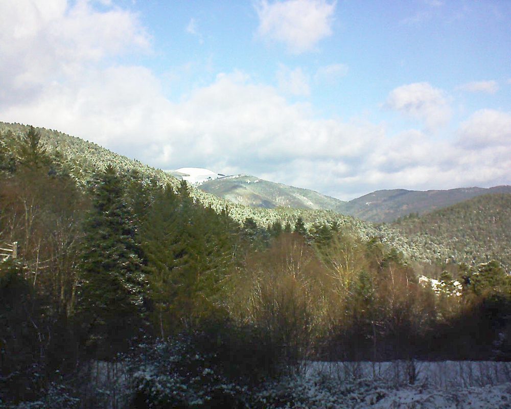 Le petit ballon vu depuis le Domaine Langmatt à Murbach le 09.12.2017 à 12:00 Le petit ballon (Alsace, Vosges) le 09.12.2017 à 12:00