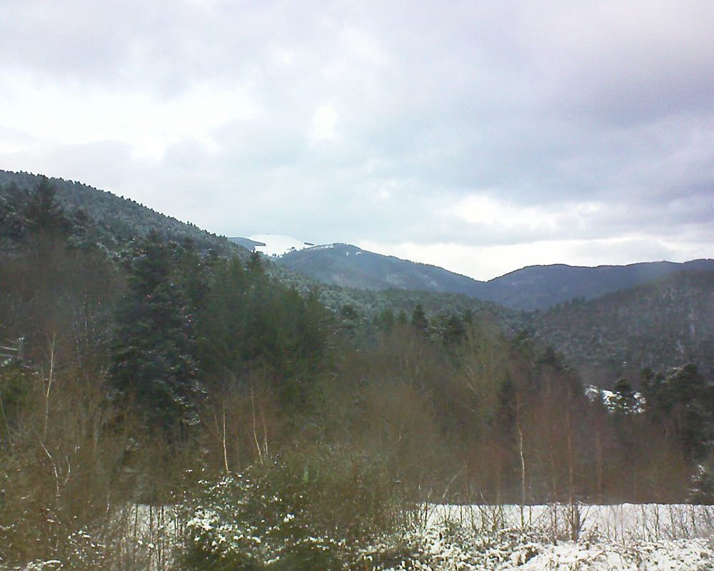 Le petit ballon vu depuis le Domaine Langmatt à Murbach le 09.12.2017 à 15:15 Le petit ballon (Alsace, Vosges) le 09.12.2017 à 15:15