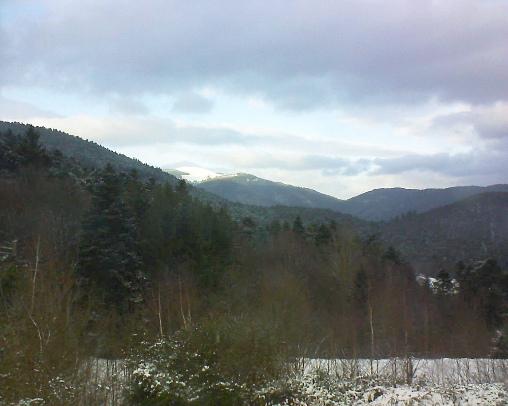 Le petit ballon vu depuis le Domaine Langmatt à Murbach le 09.12.2017 à 15:30 Le petit ballon (Alsace, Vosges) le 09.12.2017 à 15:30