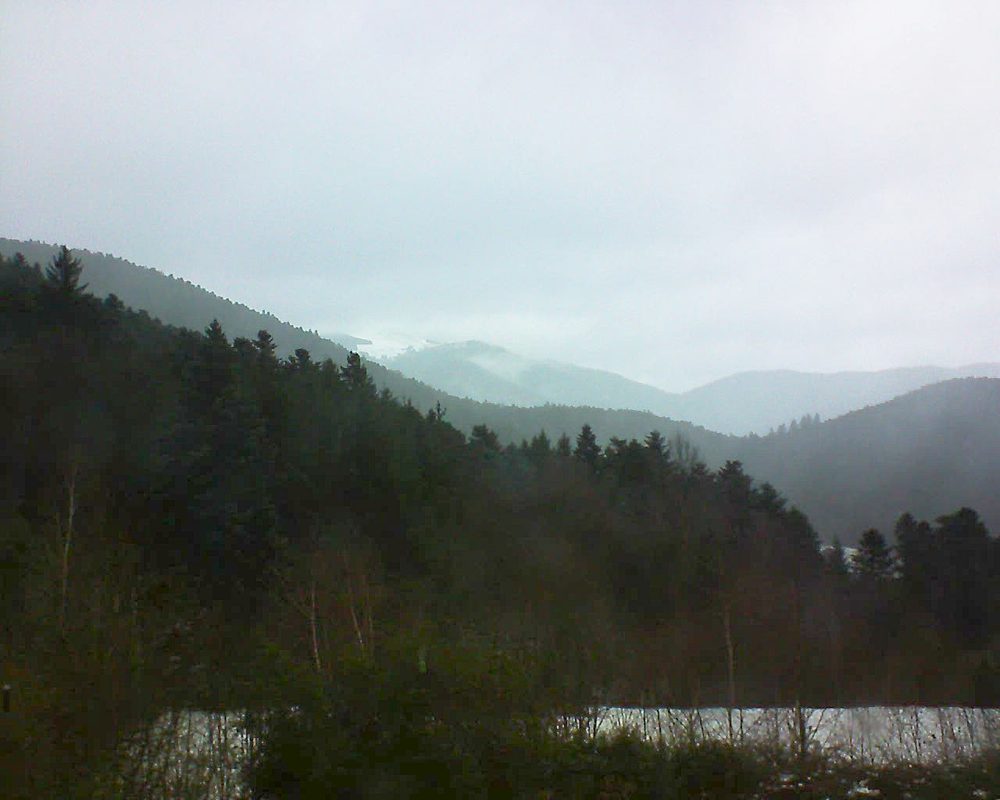 Le petit ballon vu depuis le Domaine Langmatt à Murbach le 10.12.2017 à 15:00 Le petit ballon (Alsace, Vosges) le 10.12.2017 à 15:00