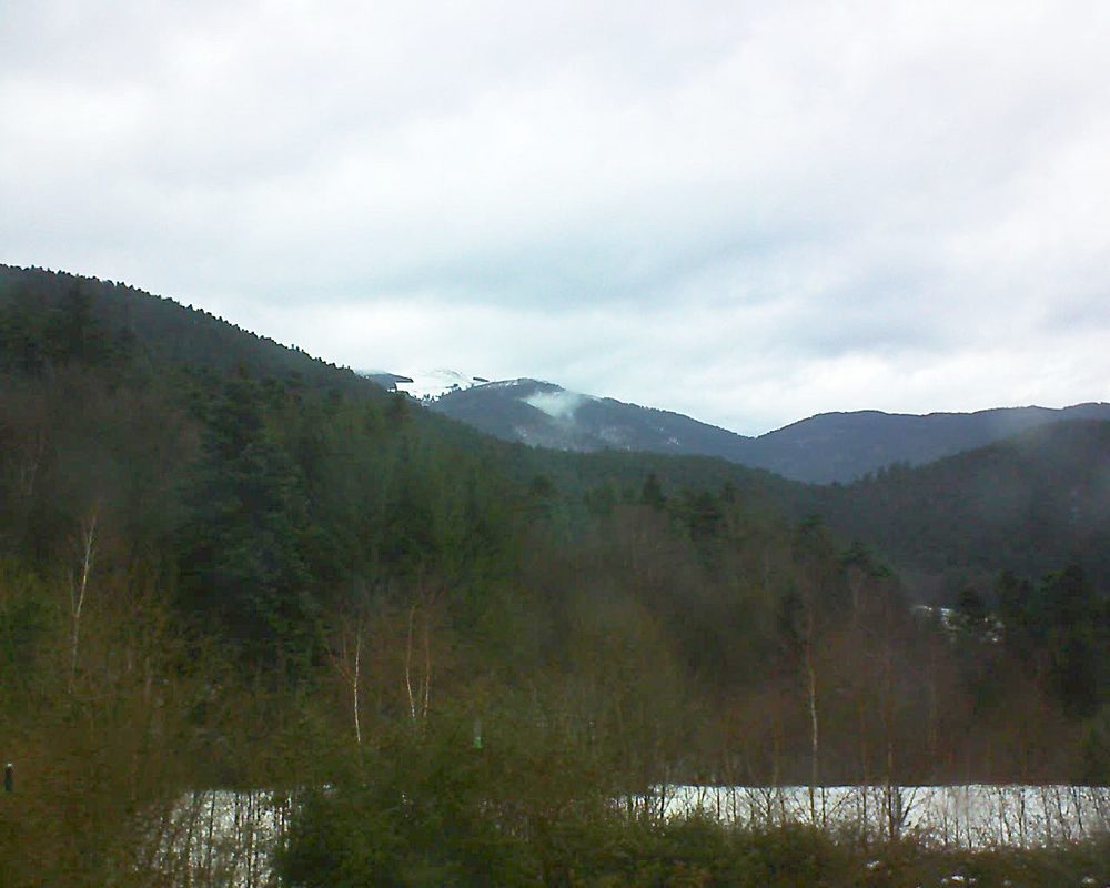 Le petit ballon vu depuis le Domaine Langmatt à Murbach le 10.12.2017 à 15:30 Le petit ballon (Alsace, Vosges) le 10.12.2017 à 15:30