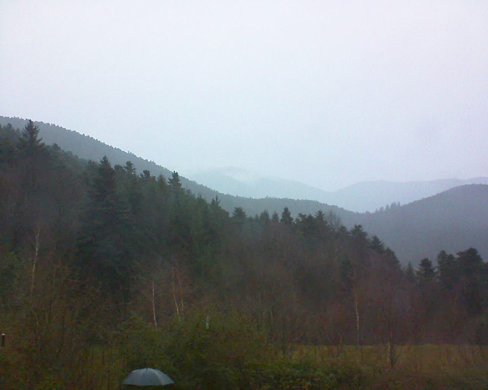Le petit ballon vu depuis le Domaine Langmatt à Murbach le 11.12.2017 à 15:45 Le petit ballon (Alsace, Vosges) le 11.12.2017 à 15:45