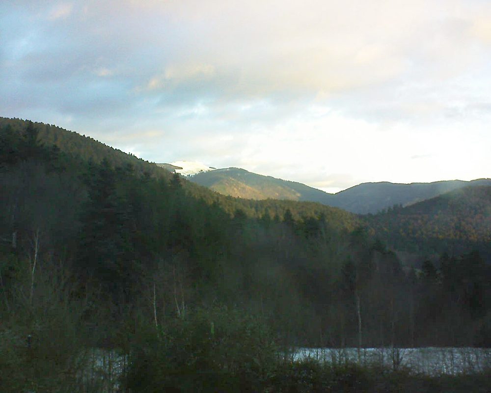 Le petit ballon vu depuis le Domaine Langmatt à Murbach le 13.12.2017 à 08:30 Le petit ballon (Alsace, Vosges) le 13.12.2017 à 08:30