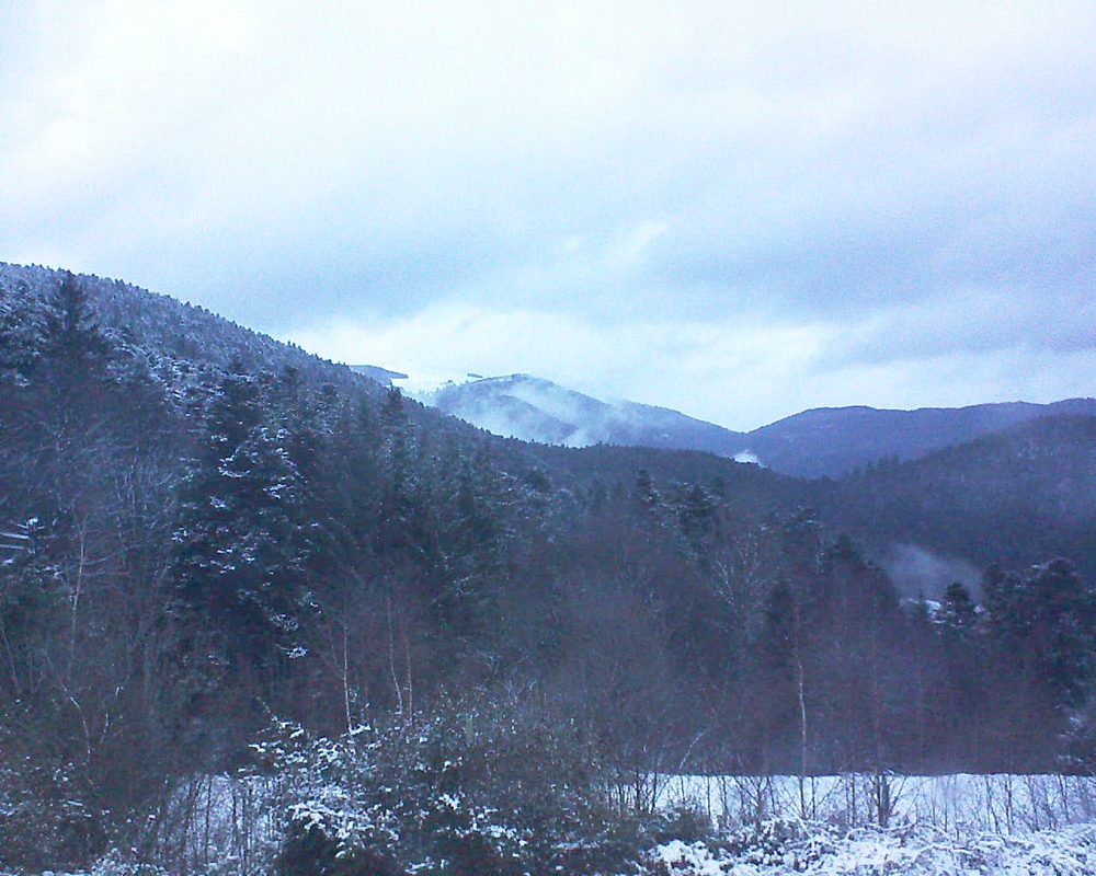 Le petit ballon vu depuis le Domaine Langmatt à Murbach le 15.12.2017 à 16:45 Le petit ballon (Alsace, Vosges) le 15.12.2017 à 16:45