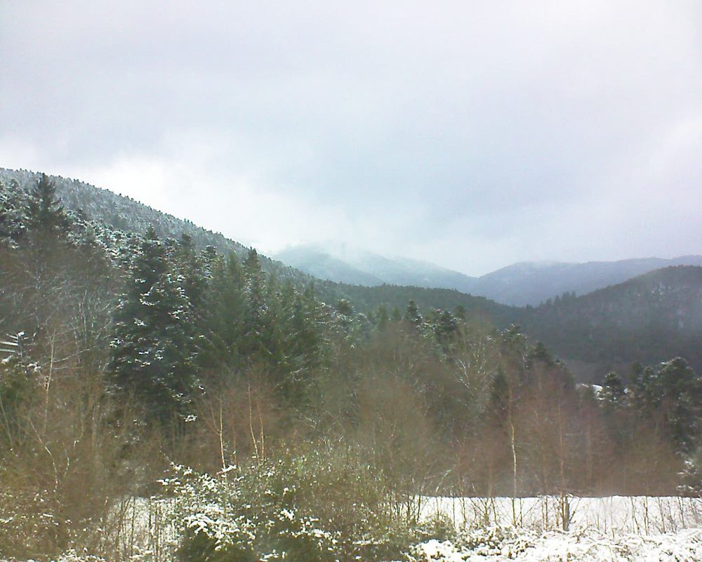 Le petit ballon vu depuis le Domaine Langmatt à Murbach le 16.12.2017 à 11:30 Le petit ballon (Alsace, Vosges) le 16.12.2017 à 11:30