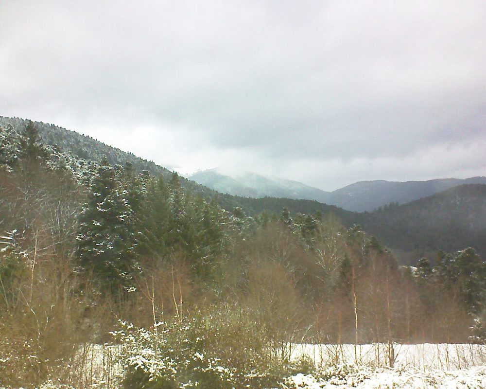 Le petit ballon vu depuis le Domaine Langmatt à Murbach le 16.12.2017 à 12:45 Le petit ballon (Alsace, Vosges) le 16.12.2017 à 12:45