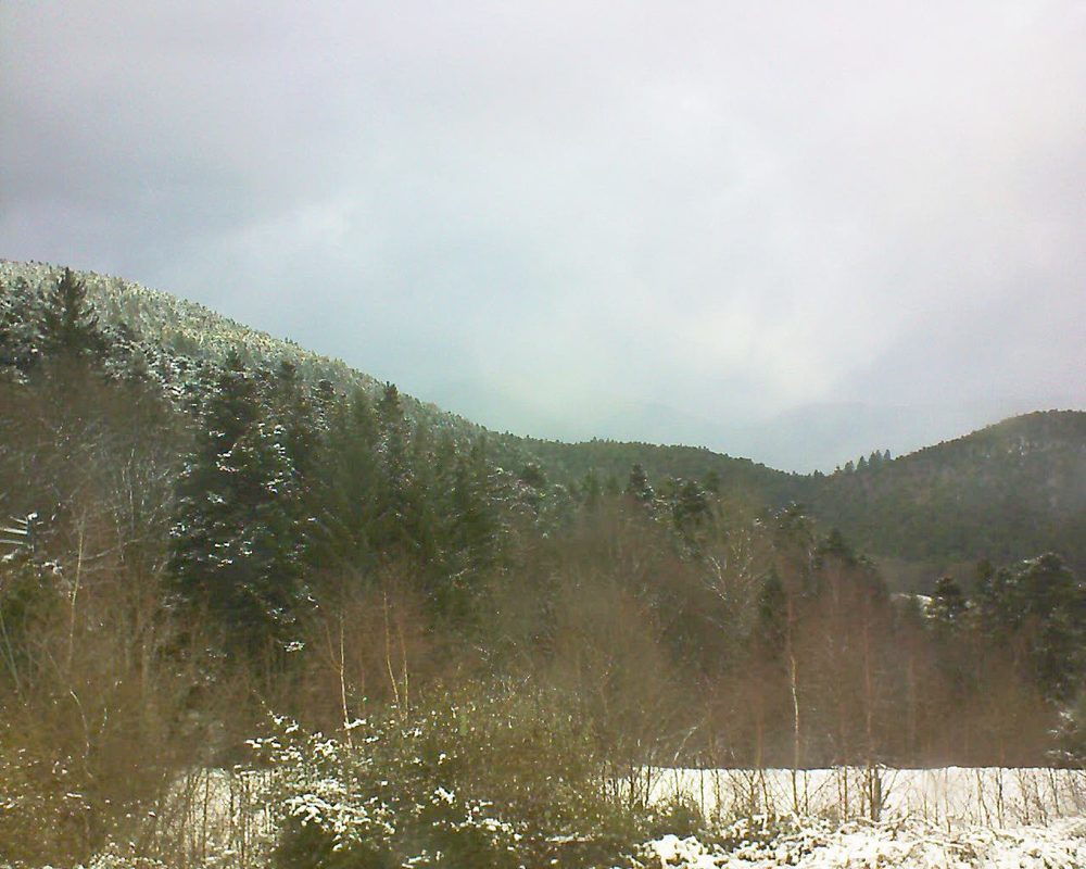 Le petit ballon vu depuis le Domaine Langmatt à Murbach le 16.12.2017 à 14:30 Le petit ballon (Alsace, Vosges) le 16.12.2017 à 14:30