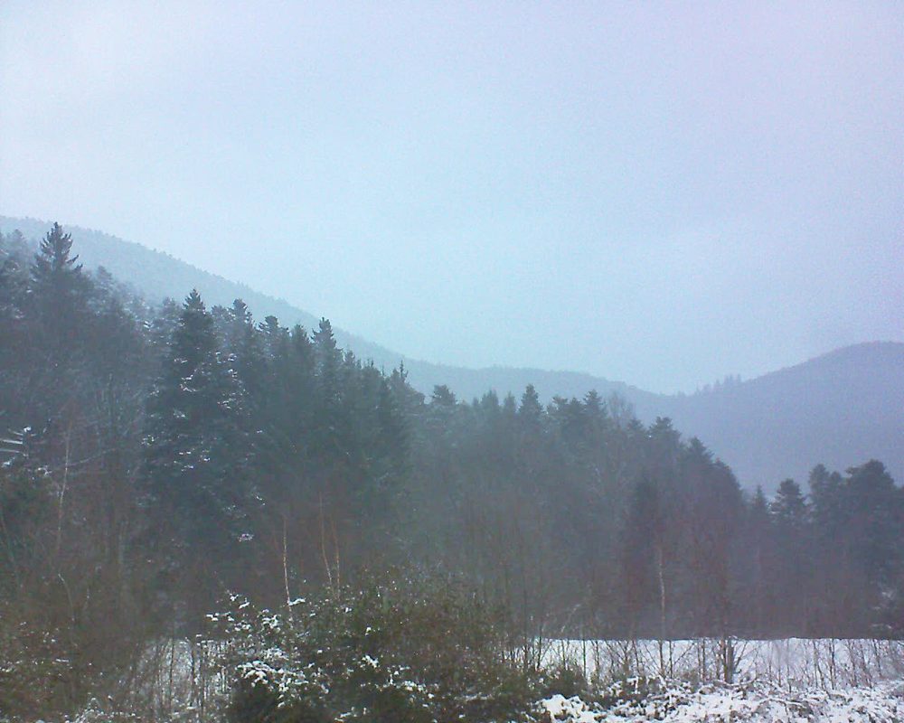 Le petit ballon vu depuis le Domaine Langmatt à Murbach le 16.12.2017 à 16:30 Le petit ballon (Alsace, Vosges) le 16.12.2017 à 16:30