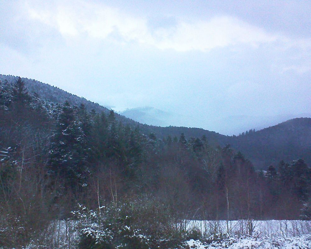 Le petit ballon vu depuis le Domaine Langmatt à Murbach le 16.12.2017 à 16:45 Le petit ballon (Alsace, Vosges) le 16.12.2017 à 16:45