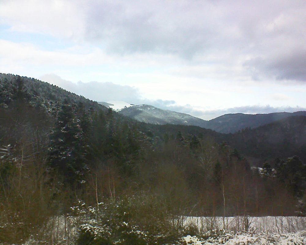 Le petit ballon vu depuis le Domaine Langmatt à Murbach le 17.12.2017 à 11:45 Le petit ballon (Alsace, Vosges) le 17.12.2017 à 11:45