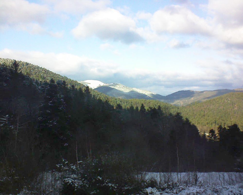 Le petit ballon vu depuis le Domaine Langmatt à Murbach le 17.12.2017 à 14:15 Le petit ballon (Alsace, Vosges) le 17.12.2017 à 14:15