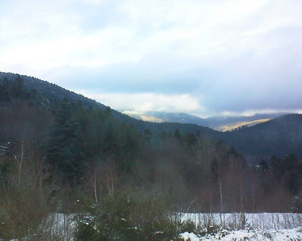 Le petit ballon vu depuis le Domaine Langmatt à Murbach le 18.12.2017 à 15:15 Le petit ballon (Alsace, Vosges) le 18.12.2017 à 15:15