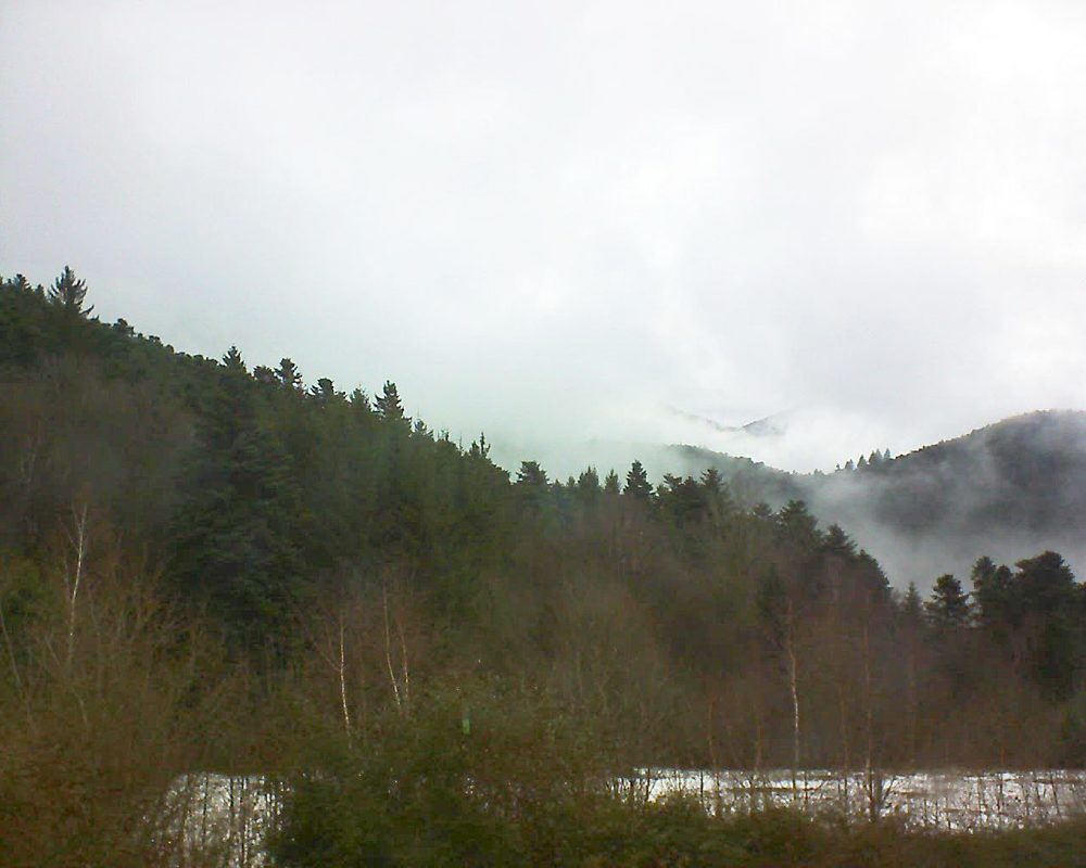 Le petit ballon vu depuis le Domaine Langmatt à Murbach le 22.12.2017 à 12:30 Le petit ballon (Alsace, Vosges) le 22.12.2017 à 12:30