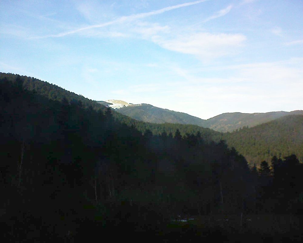 Le petit ballon vu depuis le Domaine Langmatt à Murbach le 25.12.2017 à 14:30 Le petit ballon (Alsace, Vosges) le 25.12.2017 à 14:30