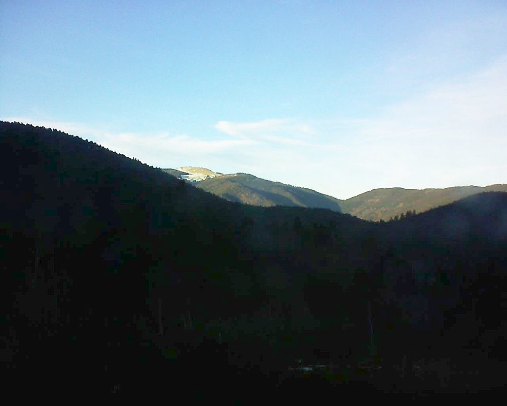 Le petit ballon vu depuis le Domaine Langmatt à Murbach le 25.12.2017 à 15:30 Le petit ballon (Alsace, Vosges) le 25.12.2017 à 15:30