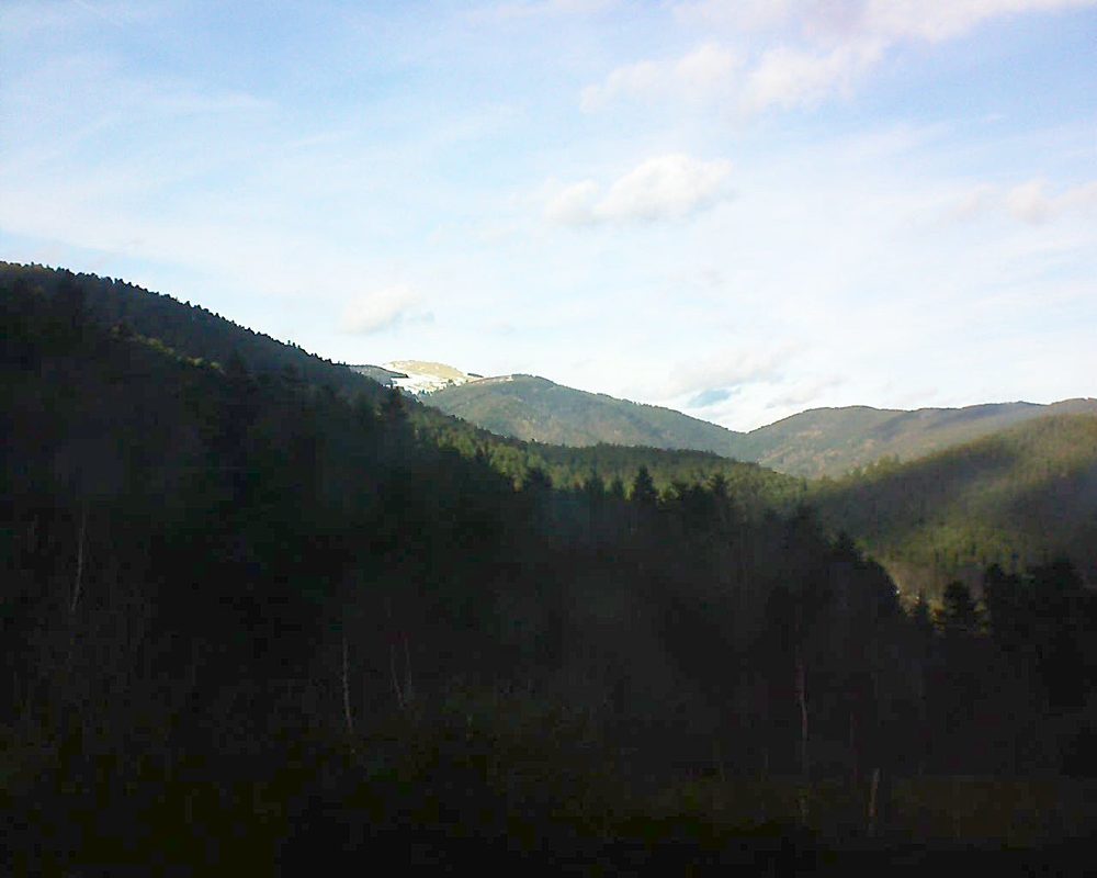 Le petit ballon vu depuis le Domaine Langmatt à Murbach le 26.12.2017 à 14:30 Le petit ballon (Alsace, Vosges) le 26.12.2017 à 14:30