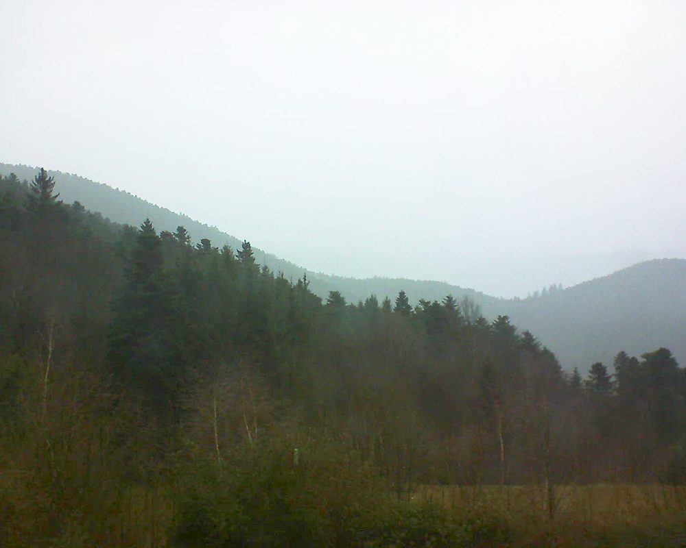 Le petit ballon vu depuis le Domaine Langmatt à Murbach le 27.12.2017 à 10:15 Le petit ballon (Alsace, Vosges) le 27.12.2017 à 10:15