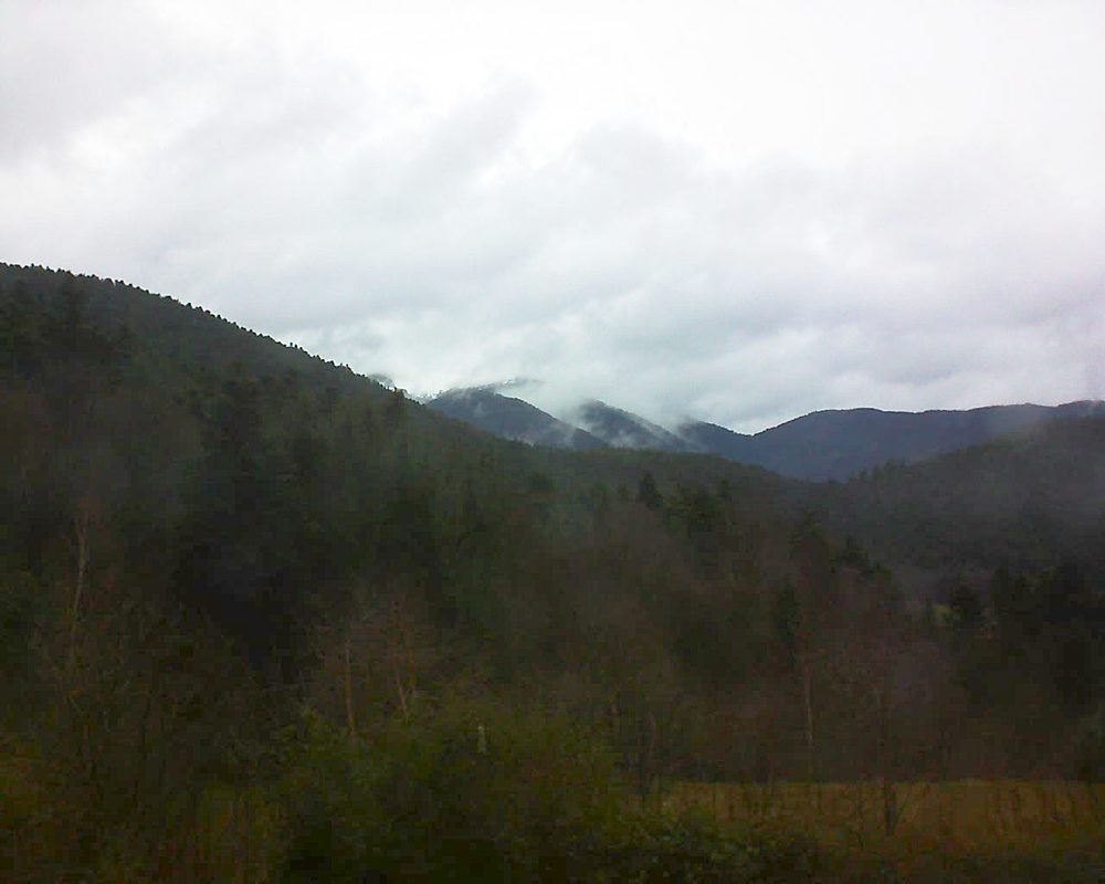 Le petit ballon vu depuis le Domaine Langmatt à Murbach le 27.12.2017 à 12:15 Le petit ballon (Alsace, Vosges) le 27.12.2017 à 12:15