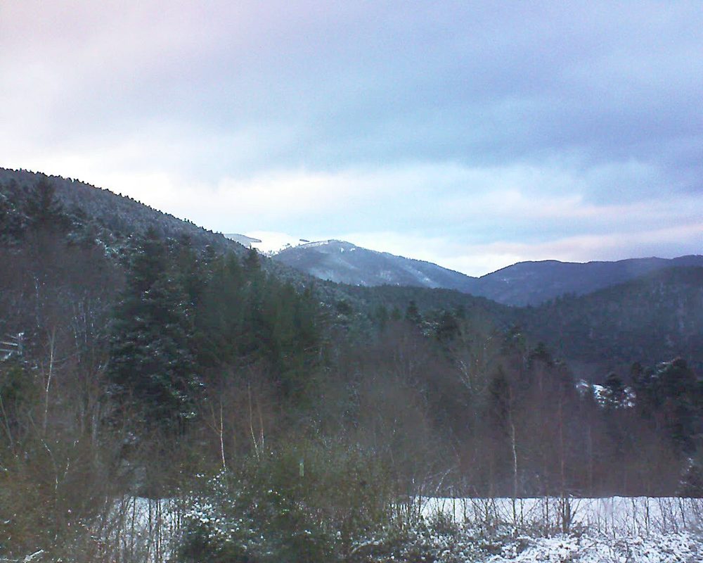 Le petit ballon vu depuis le Domaine Langmatt à Murbach le 28.12.2017 à 16:30 Le petit ballon (Alsace, Vosges) le 28.12.2017 à 16:30